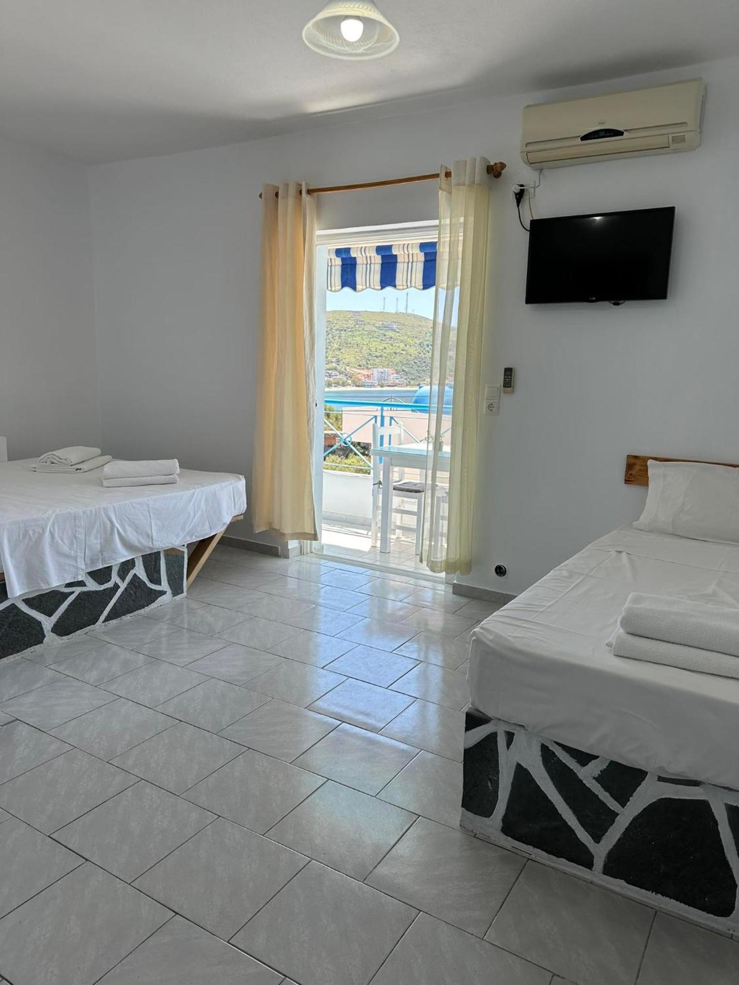 In Himaras Heart Hotel Εξωτερικό φωτογραφία